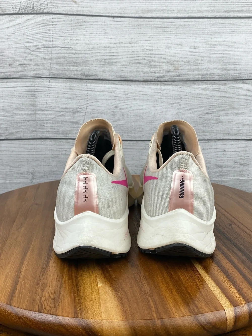 Nike Air Zoom Pegasus 37 Pale Ivory Purple Running Shoe BQ9647-102 Women’s 10.5